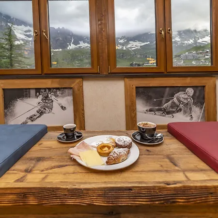 Petit Palais Breuil-Cervinia