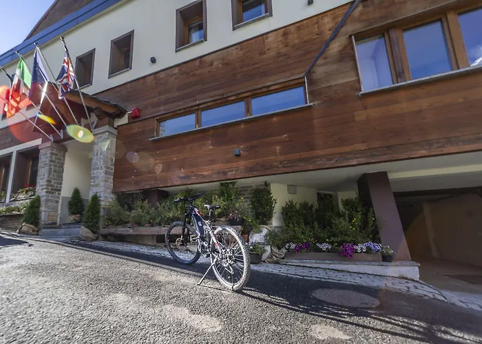 Petit Palais Breuil-Cervinia