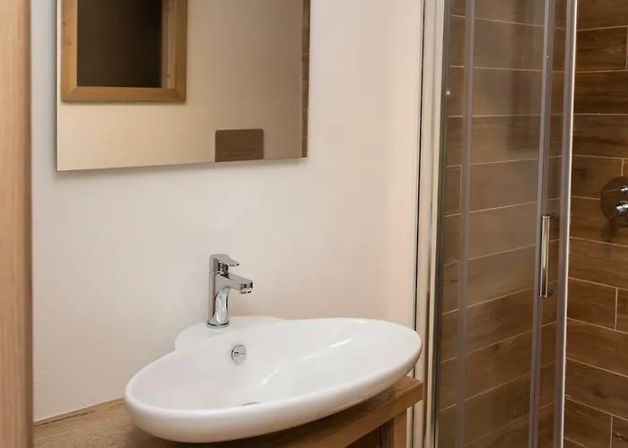 Petit Palais Hotel 3*